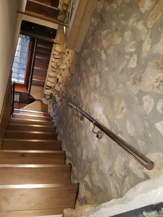 Dora Baltea Monolocale Primo Piano Mansarda Secondo Piano Βερόνα Εξωτερικό φωτογραφία